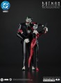 Batman-The-Animated-Series-DC-Direct-Action-Figurkas-Harley-Quinn--The-Joker-Mad-Love-Gold-Label-18-cm