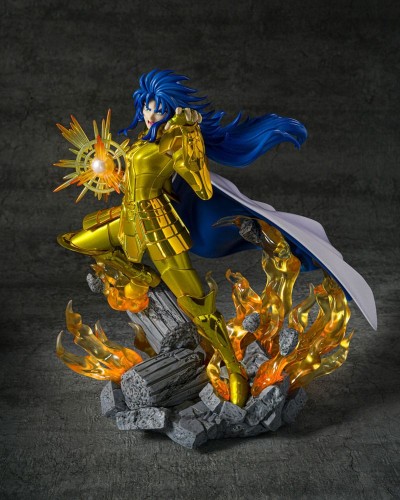 Saint-Seiya-Figuarts-ZERO-Metallic-Touch-PVC-Statue-Gemini-Saga-21-cm