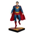 Statua McFarlane Toys Superman 2025 35 cm