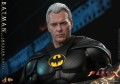 figurka-hot-toys-batman-modern-suit