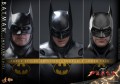 figurka-hot-toys-batman-modern-suit