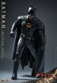 figurka-hot-toys-batman-modern-suit