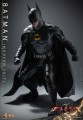 figurka-hot-toys-batman-modern-suit
