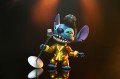 Figurka Ultimate Gold Suit Elvis Stitch NECA 18 cm