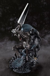 Figurka Figuarts ZERO Berserk Guts Zbroja 35 cm