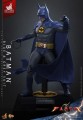 Figurka Batman Blue & Grey Suit Hot Toys 30 cm