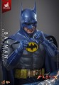 Batman Blue & Grey Suit Figurka Hot Toys 30 cm