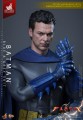 Hot Toys Batman Blue & Grey Suit Figurka 30 cm
